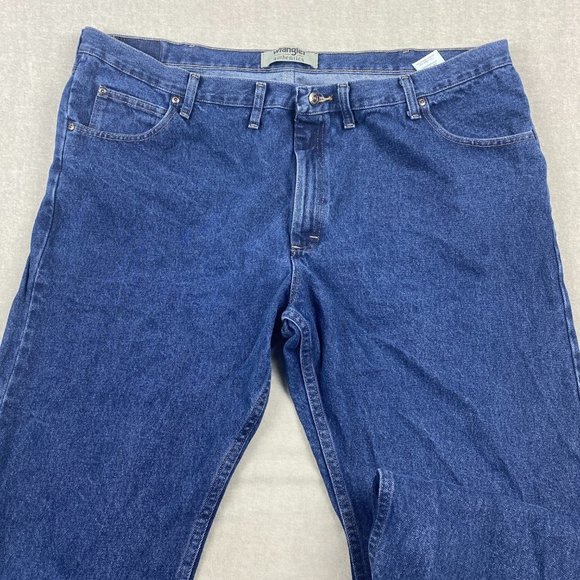 Wrangler Jeans Mens Size 46x30 Authentics Blue Denim Regular Fit ZM200SD Relaxed - Picture 3 of 13